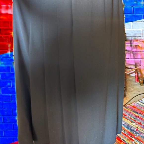 AKRIS B. Goodman 🖤  lace panel evening midi dress - Picture 9 of 9